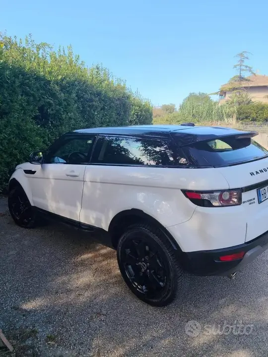 Land Rover Range Rover Evoque 2013 photo 4
