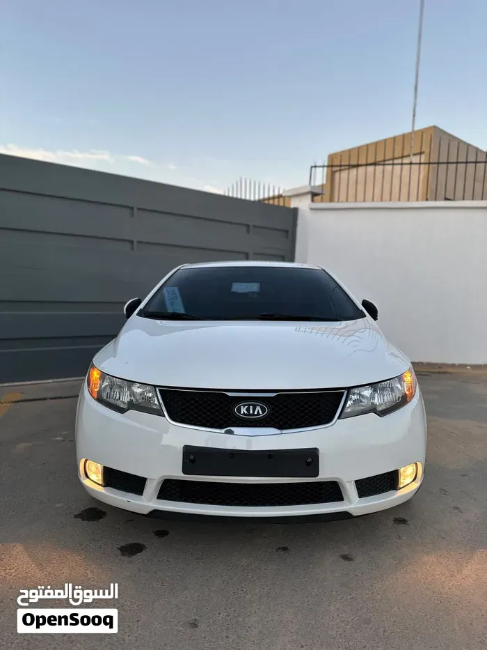 Kia Forte 2010 photo 4