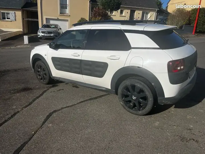 Citroen C4 Cactus 2017 photo 2