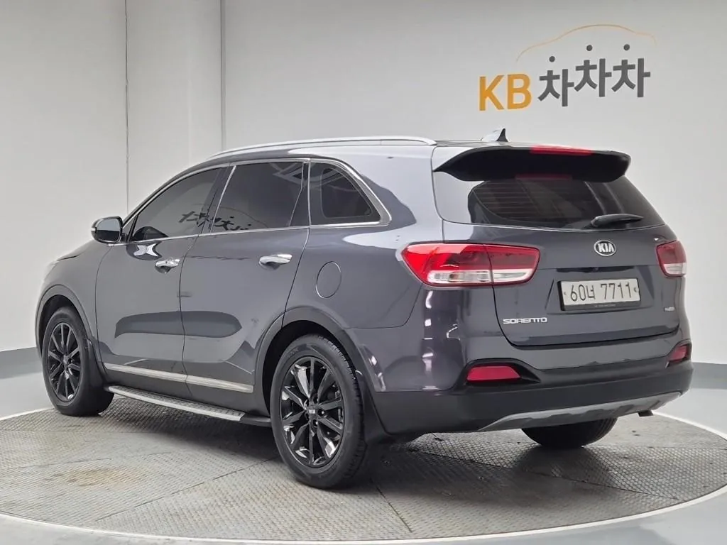 Kia Sorento 2015 photo 2