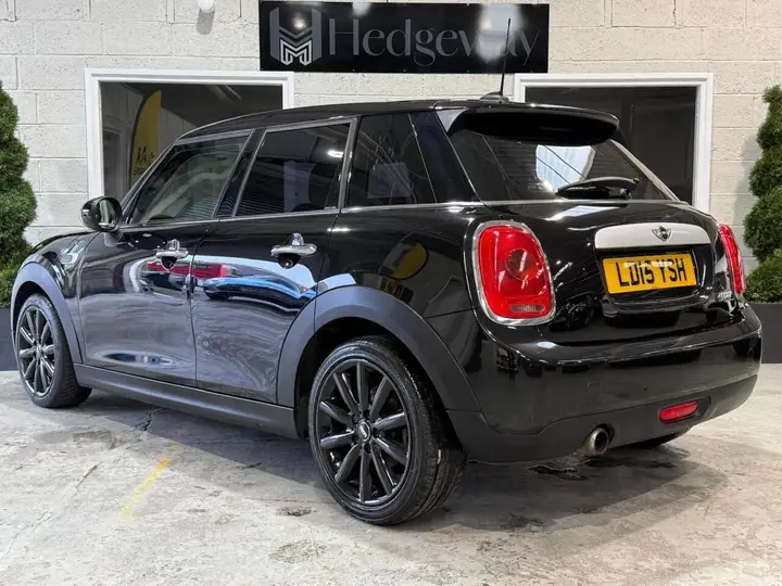 Mini Hatch 2015 photo 5