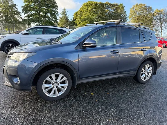 Toyota Rav4 2013 photo 2