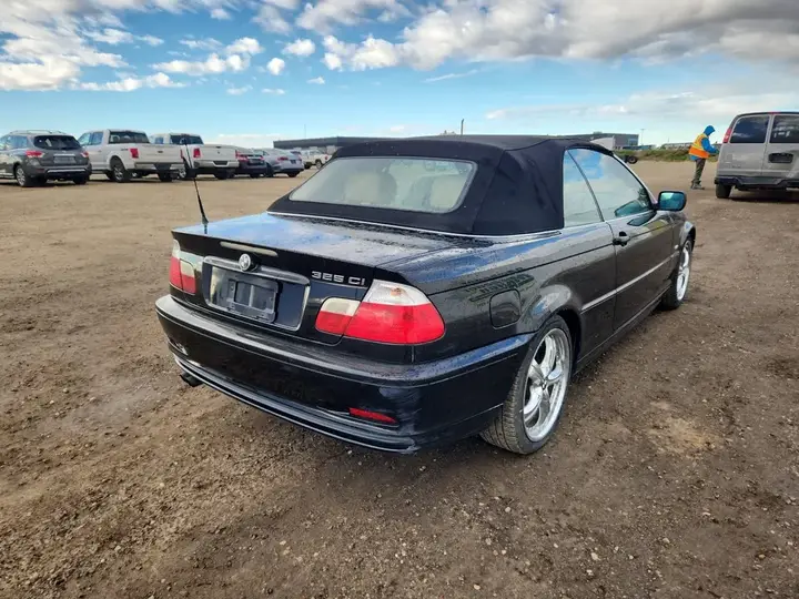 BMW 3 Series 2002 photo 4
