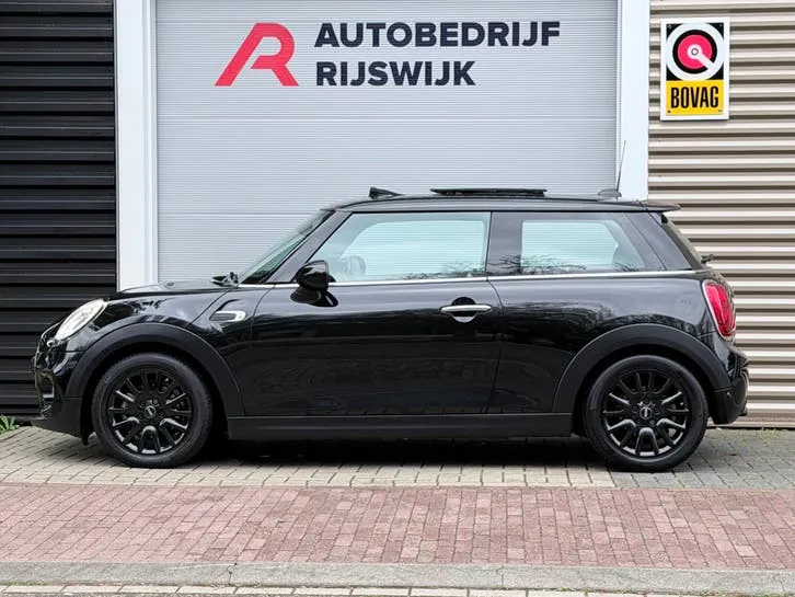 Mini Cooper 2018 photo 2