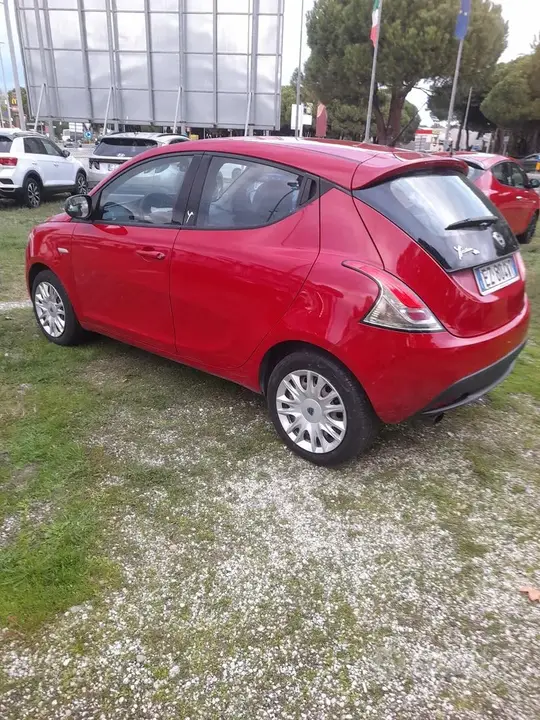 Lancia Ypsilon 2015 photo 4
