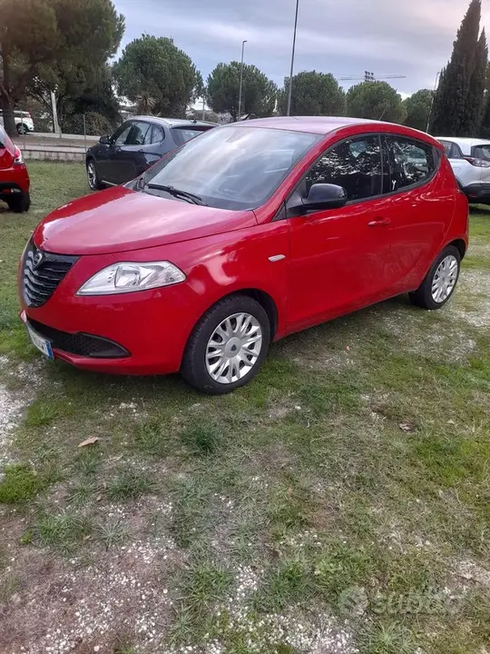 Lancia Ypsilon 2015 photo 5