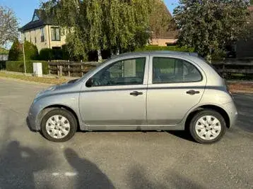 Nissan Micra 2006 photo 4