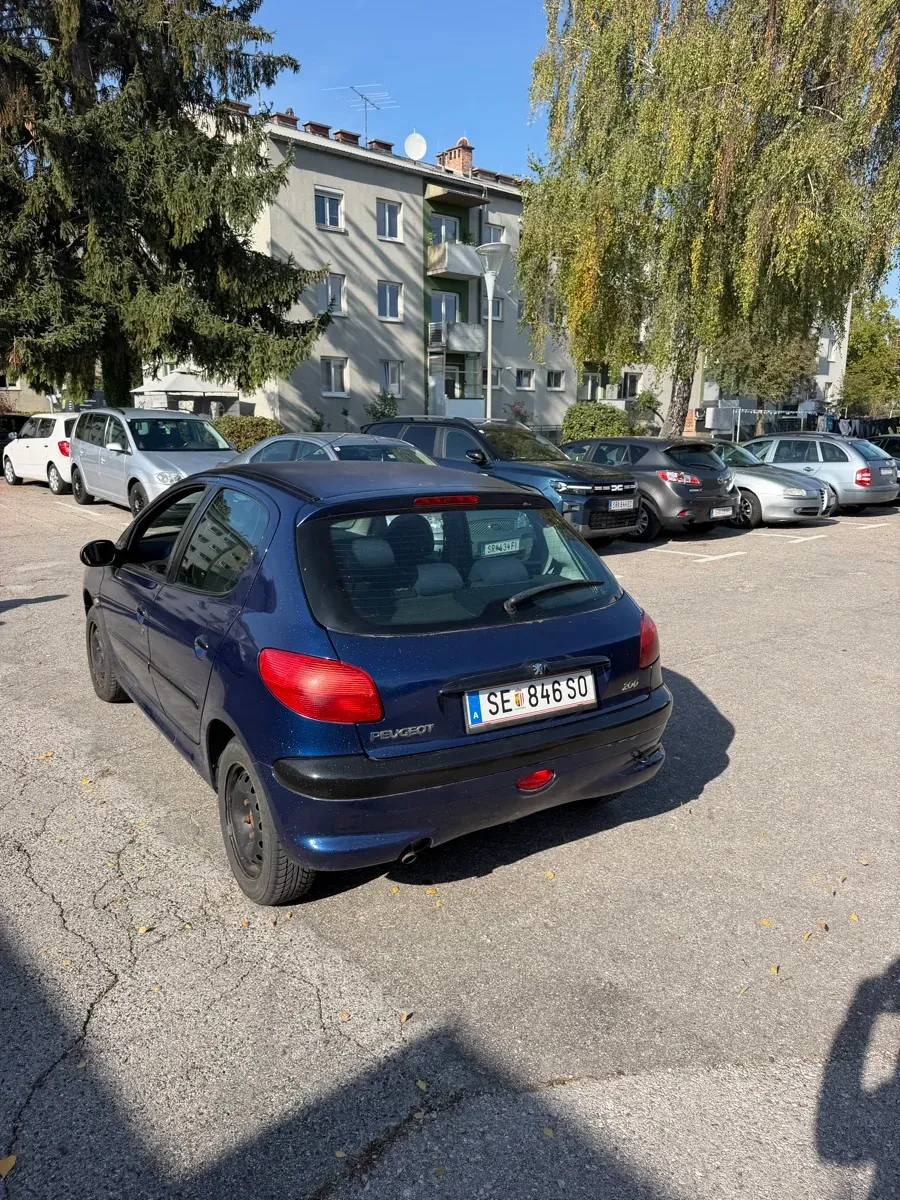 Peugeot 206 2001 photo 3