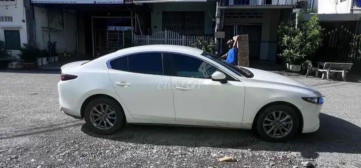 Mazda Mazda3 2024 photo 5