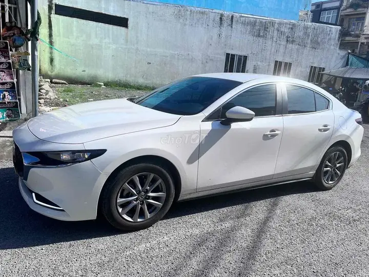 Mazda Mazda3 2024 photo 2