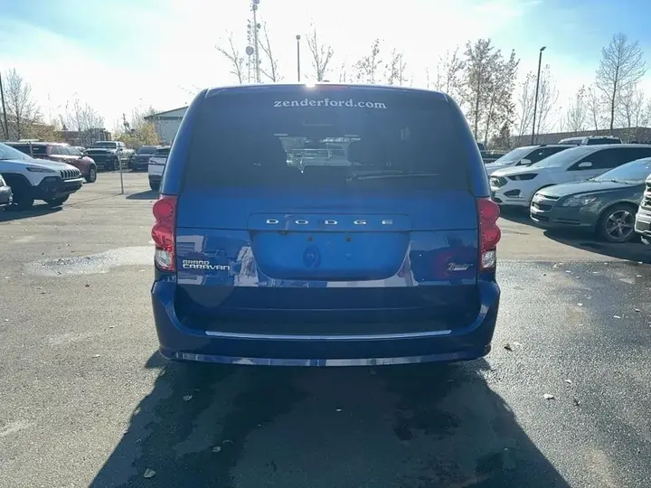 Dodge Grand Caravan 2020 photo 3