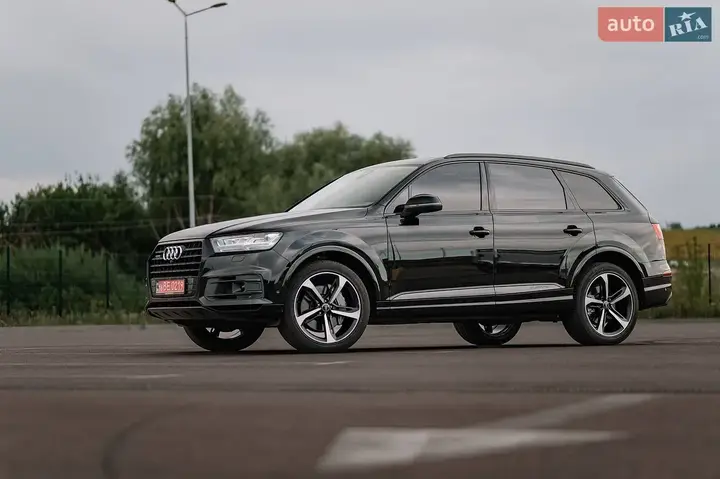 Audi Q7 2019 photo 3