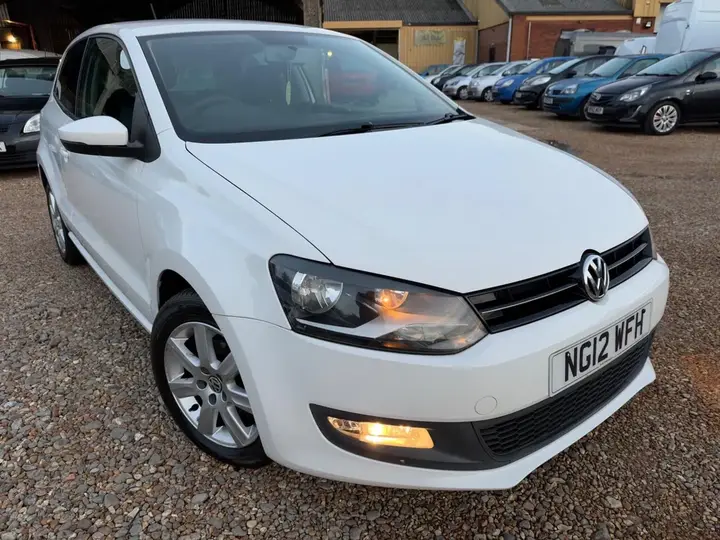 Volkswagen Polo 2012 photo 4
