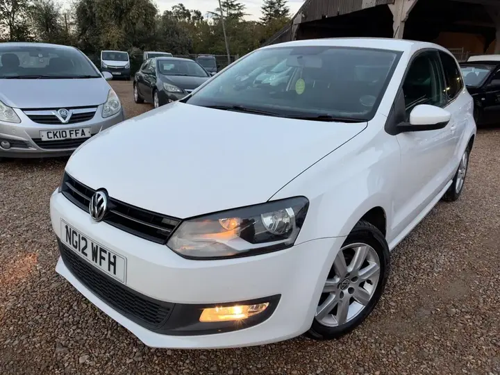 Volkswagen Polo 2012 photo 3