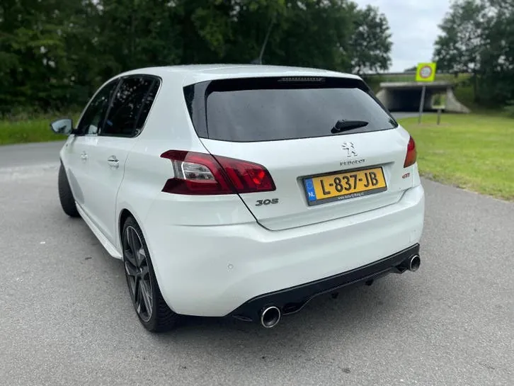 Peugeot 308 2015 photo 3
