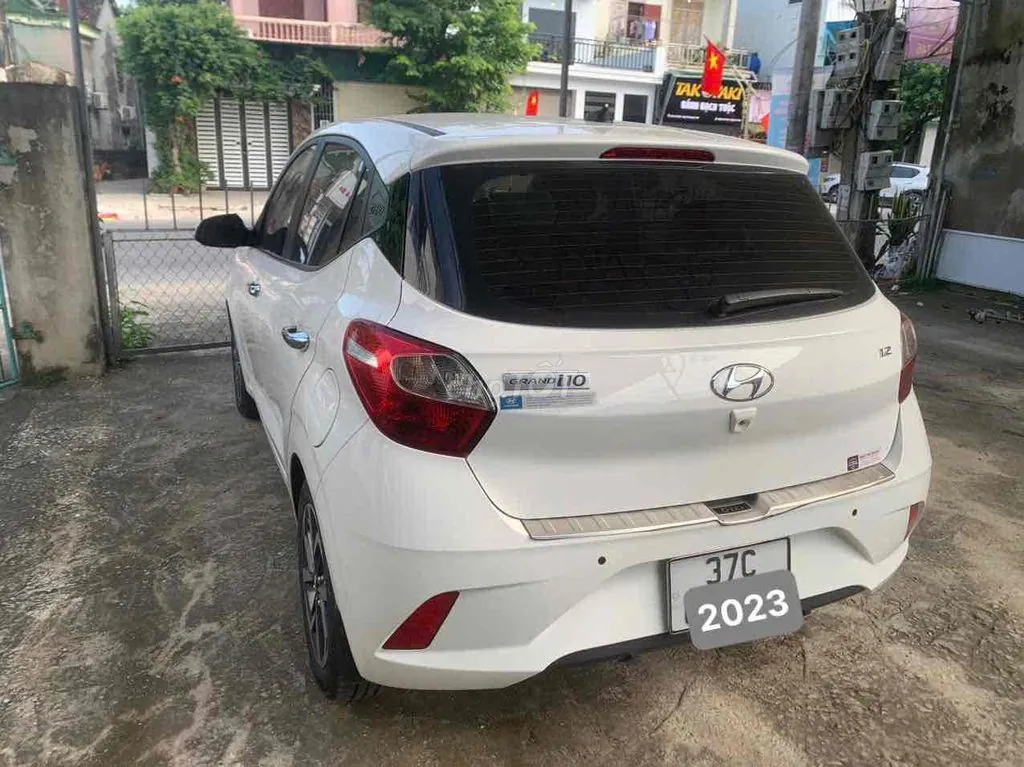 Hyundai Grand I10 2023 photo 2
