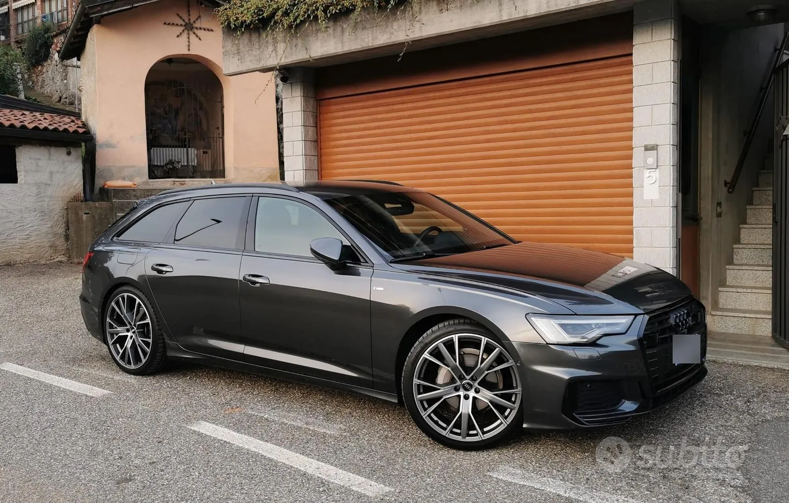 Audi A6