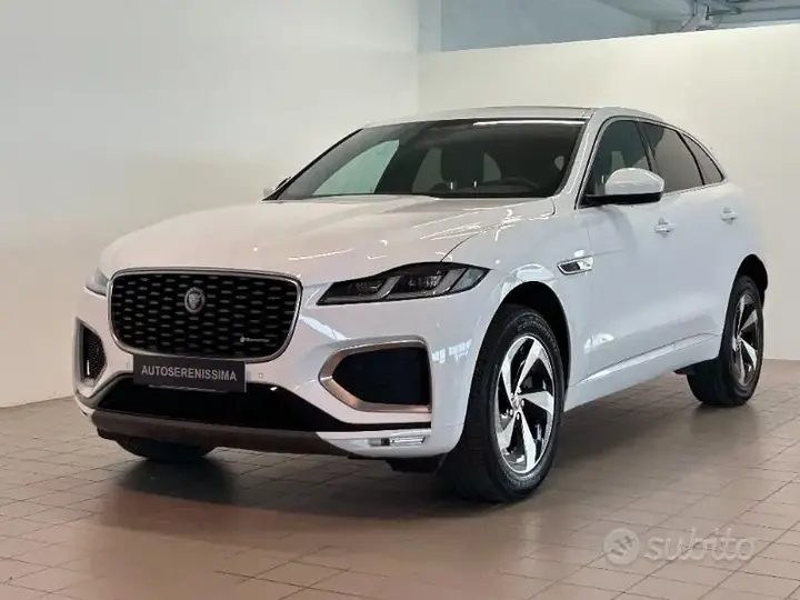 Jaguar F-Pace