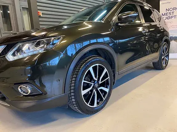Nissan X-Trail 2015 photo 2