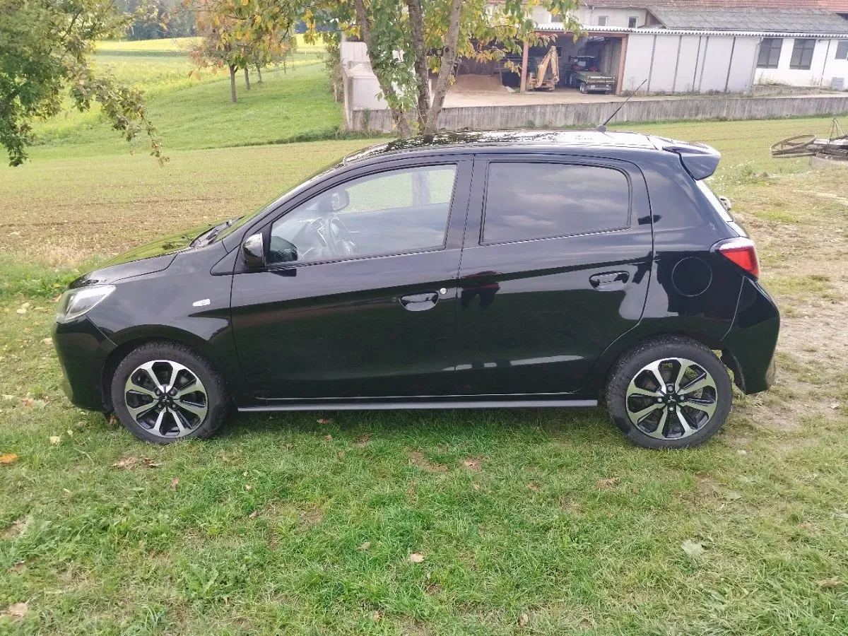 Mitsubishi Space Star 2022 photo 3