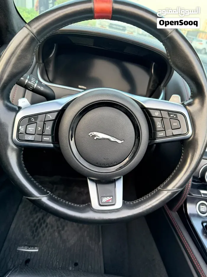 Jaguar F-Type 2020 photo 2