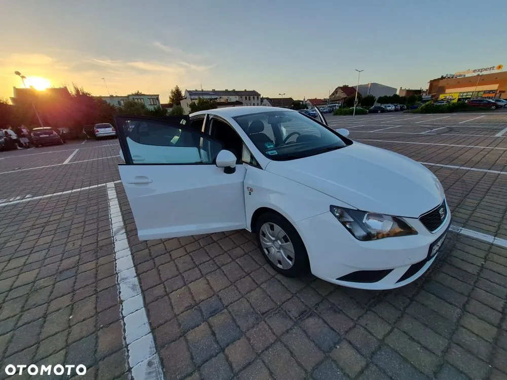 Seat Ibiza 2016 photo 4