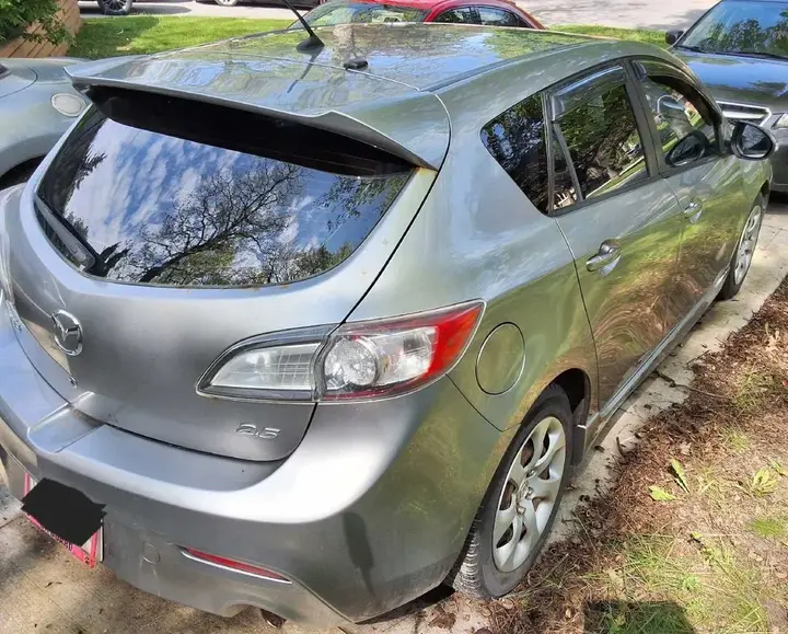 Mazda 3 2010 photo 3
