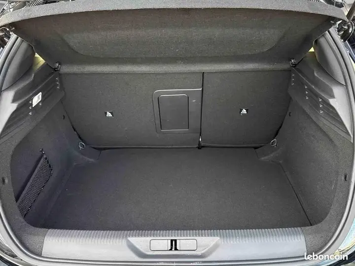Peugeot 308 2023 photo 5
