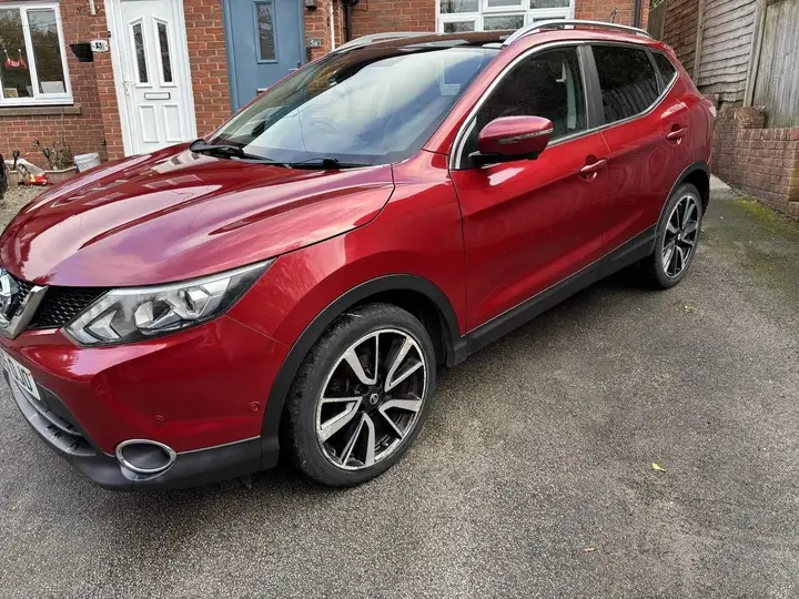 Nissan Qashqai 2015 photo 5