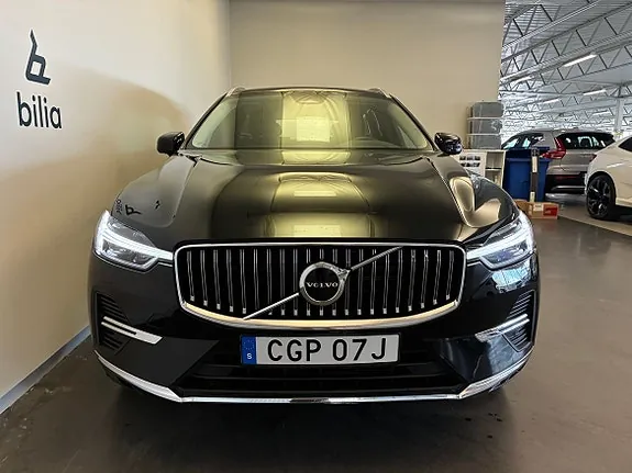 Volvo Xc60 2025 photo 2