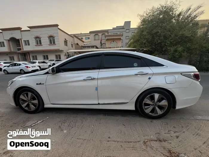 Hyundai Sonata 2012 photo 3