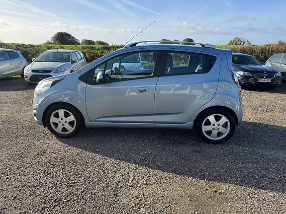Chevrolet Spark 2012 photo 2