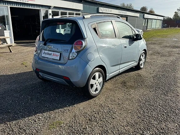 Chevrolet Spark 2012 photo 4