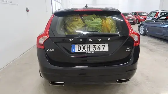 Volvo V60 2015 photo 5