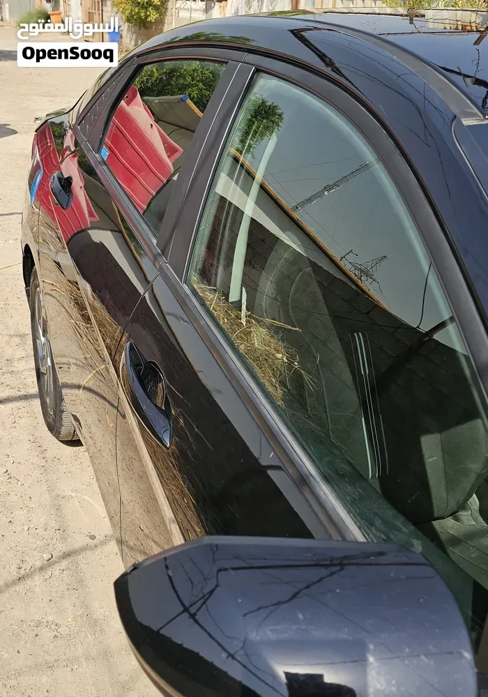 Hyundai Elantra 2024 photo 3