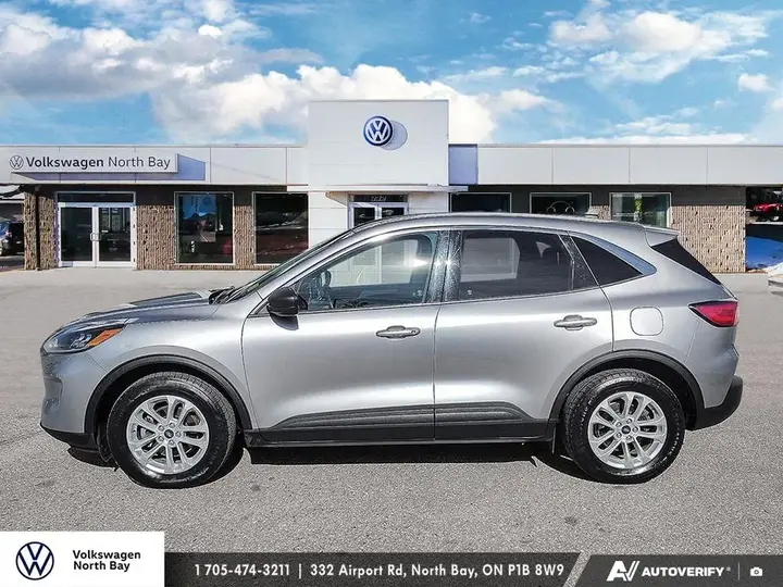 Ford Escape 2022 photo 3