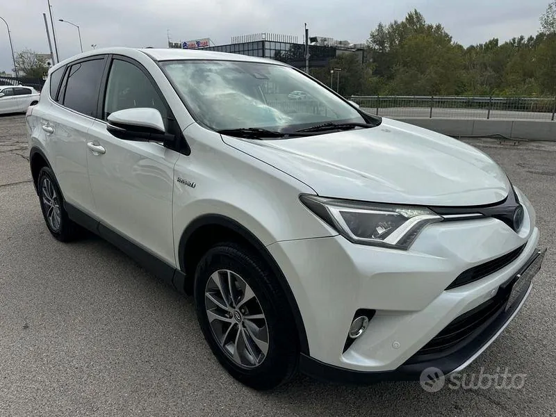 Toyota Rav4 2016 photo 4