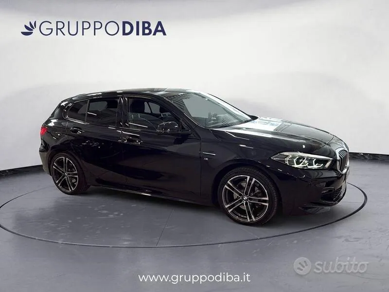 BMW 1 Series 2023 photo 4