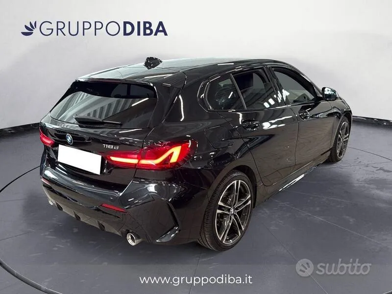 BMW 1 Series 2023 photo 5