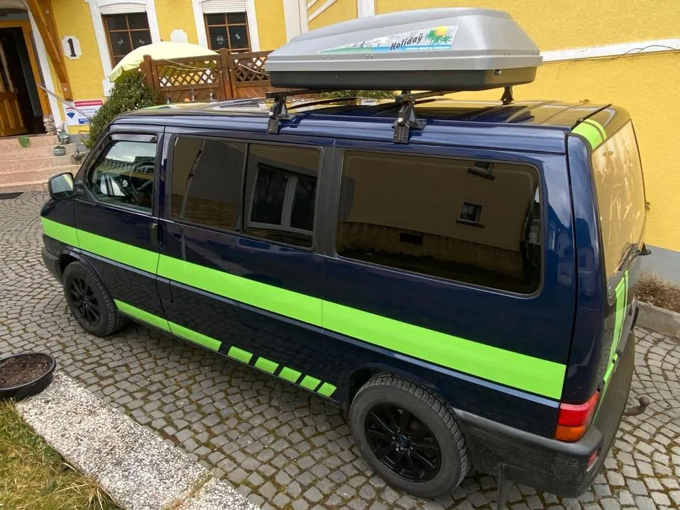 Volkswagen T4 Caravelle