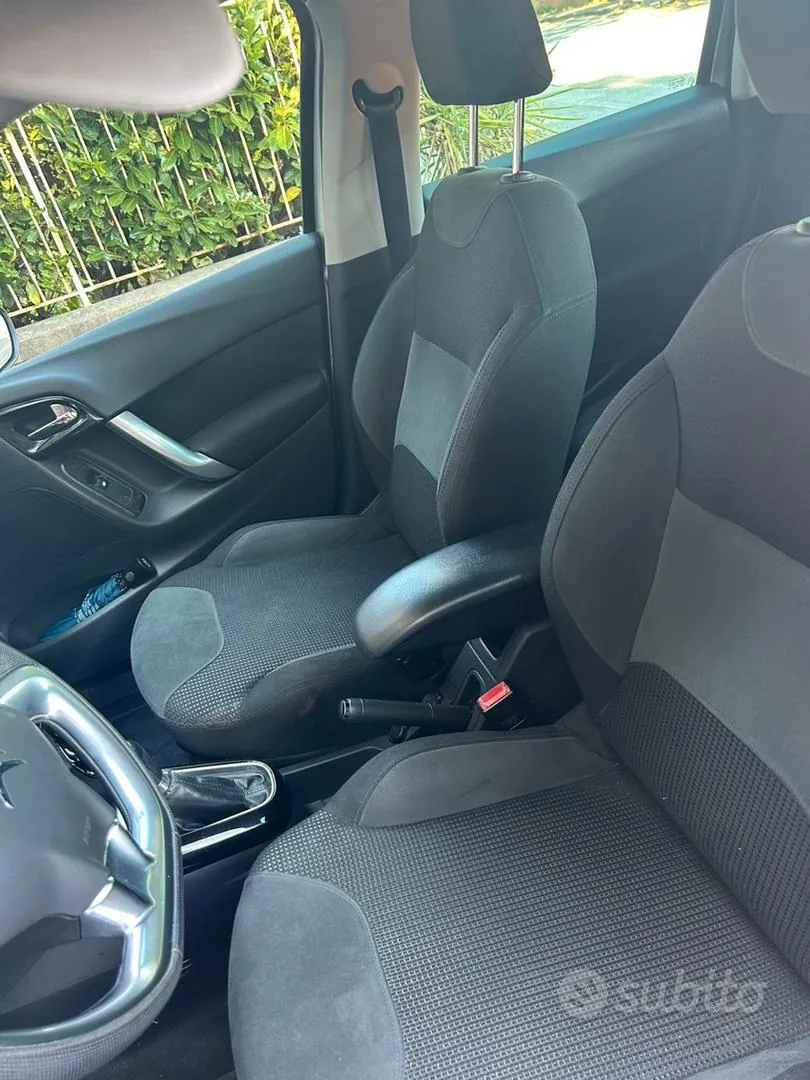 Citroen C3 2010 photo 5