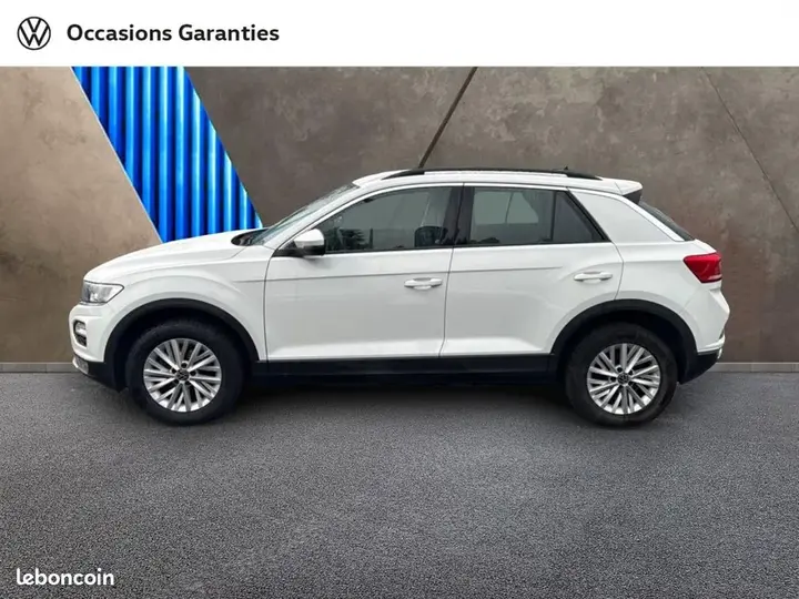 Volkswagen T-Roc 2021 photo 2
