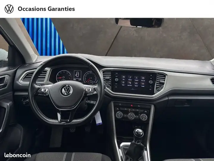 Volkswagen T-Roc 2021 photo 3