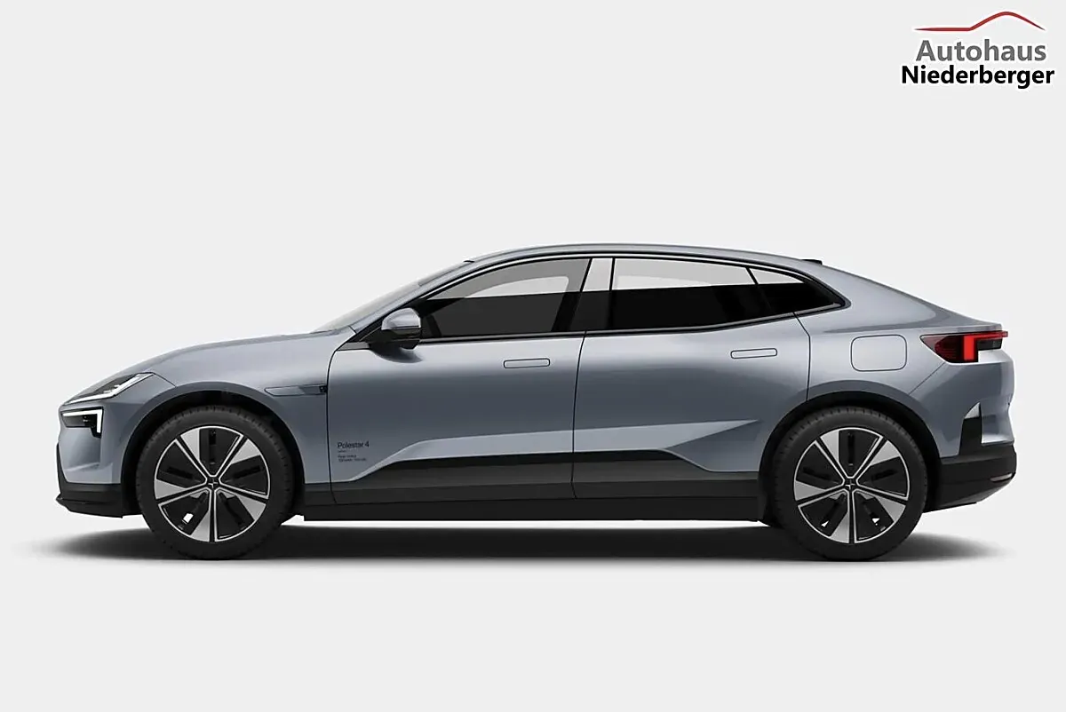 Polestar 4 2026 photo 2