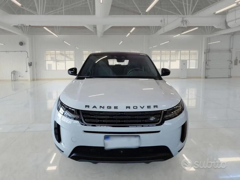Land Rover Range Rover Evoque 2024 photo 2