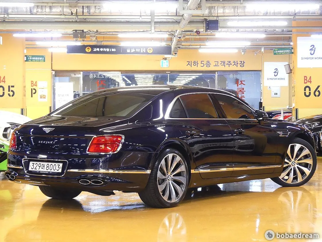 Bentley Flying Spur 2022 photo 3