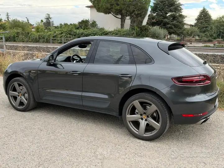 Porsche Macan 2018 photo 4