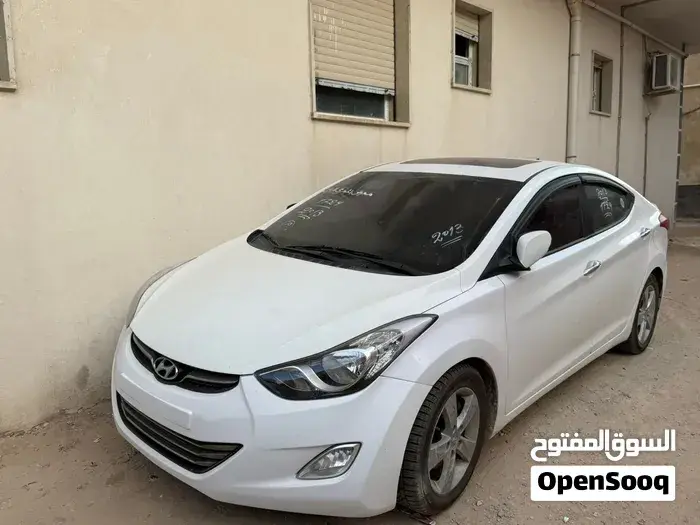Hyundai Avante 2013 photo 4