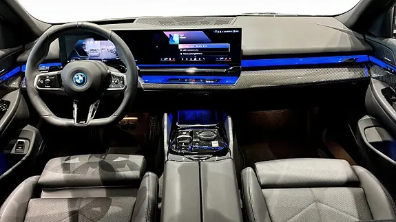 BMW 530E 2026 photo 4