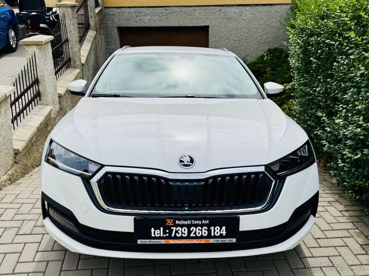 Skoda Octavia 2022 photo 2
